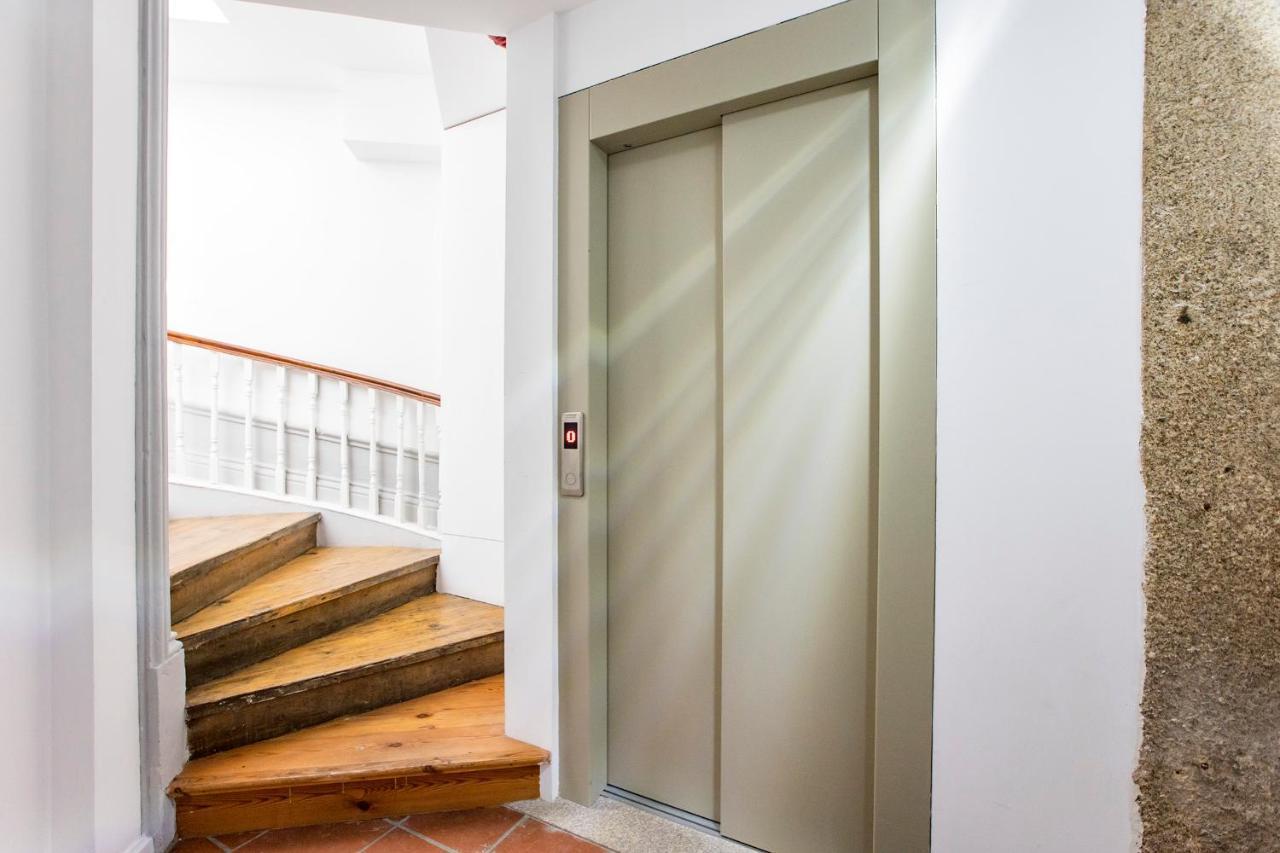 Mouzinho Darling 1Br W/ Ac In City Center By Lovelystay 포르투 외부 사진